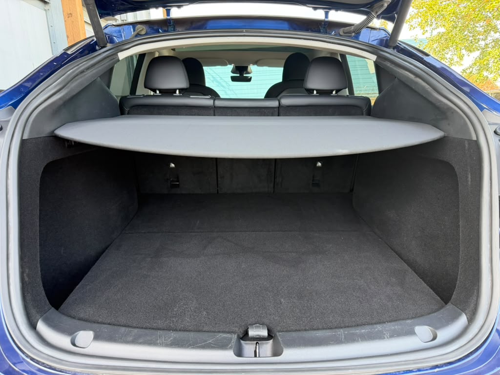 2023 Tesla Model Y Long Range - Photo 14